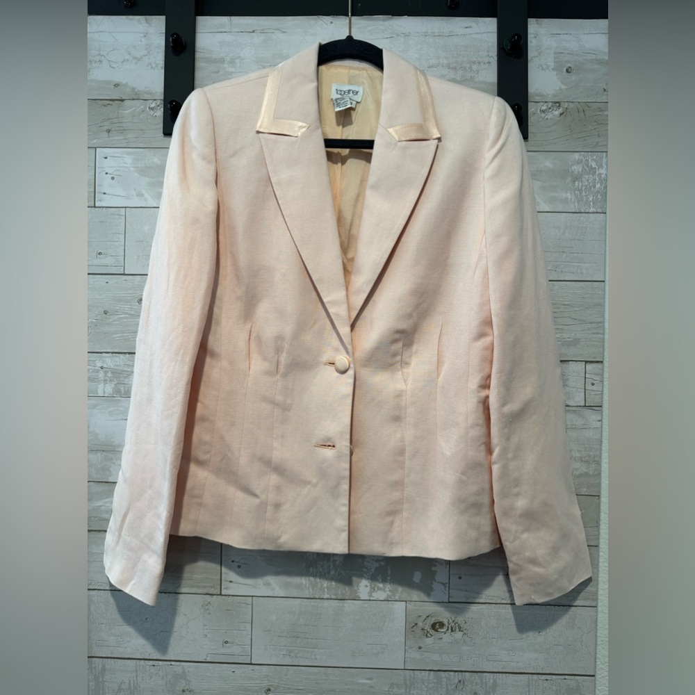 Vintage Pink linen Blazer Size 4-6 NWOT